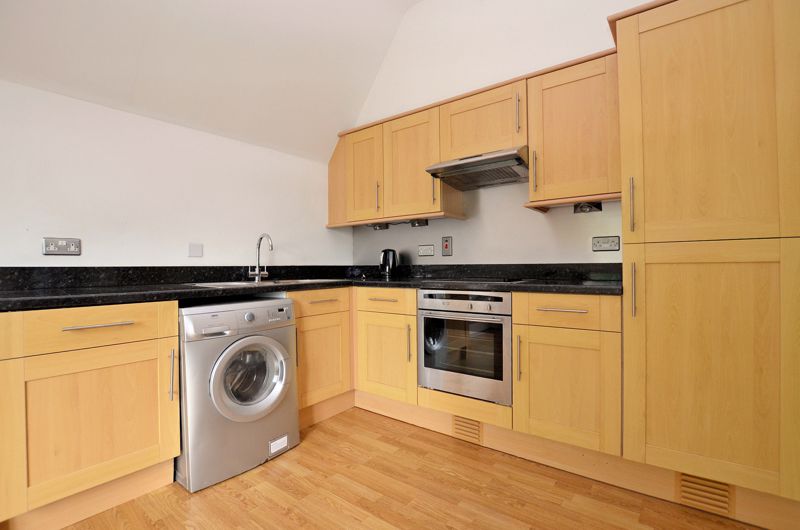 2 bed flat for sale in 35 Portland Road  - Property Image 3