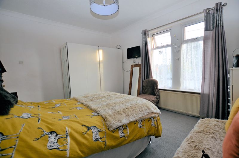 3 bed house for sale in Long Hyde Road  - Property Image 12