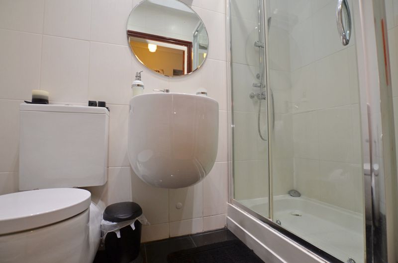 4 bed house for sale in Wolverhampton Road  - Property Image 12
