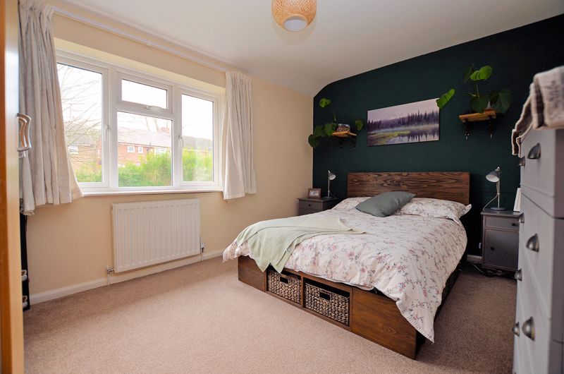 3 bed house for sale in Oakdale Close 5