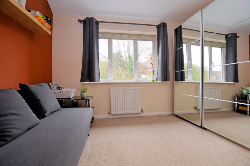 3 bed house for sale in Oakdale Close 6