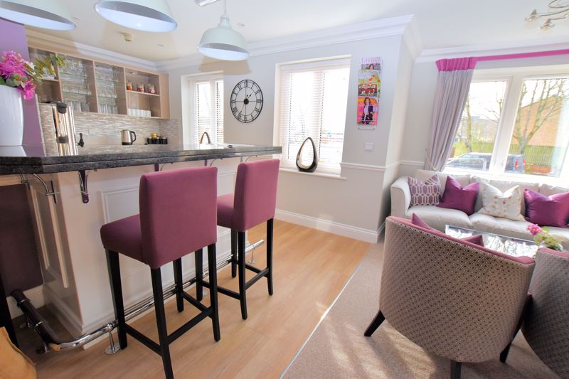 1 bed  for sale in Hadley Lodge, Quinton Lane 12