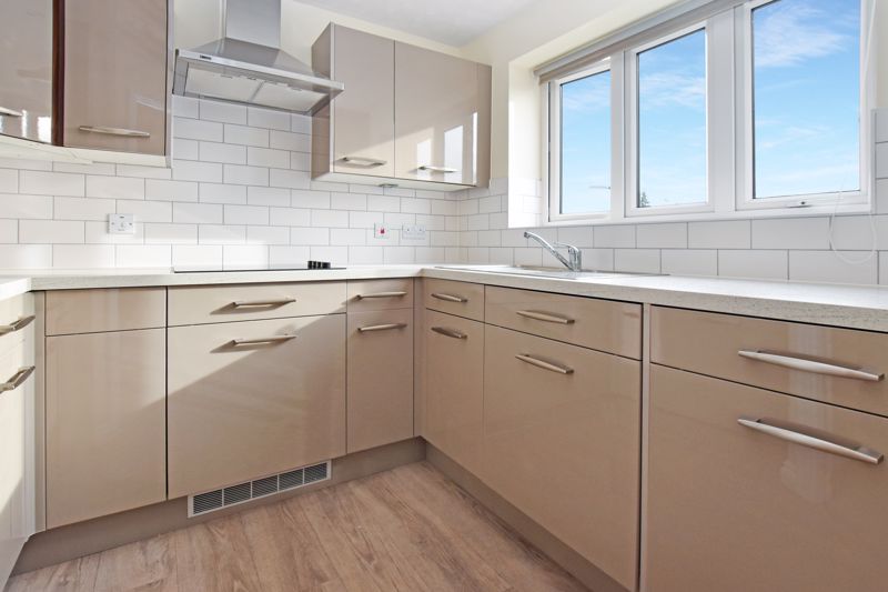 1 bed  for sale in Hadley Lodge, Quinton Lane 8