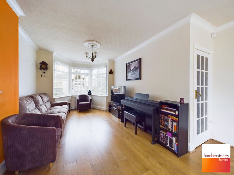 3 bed house for sale in Rose Avenue 9