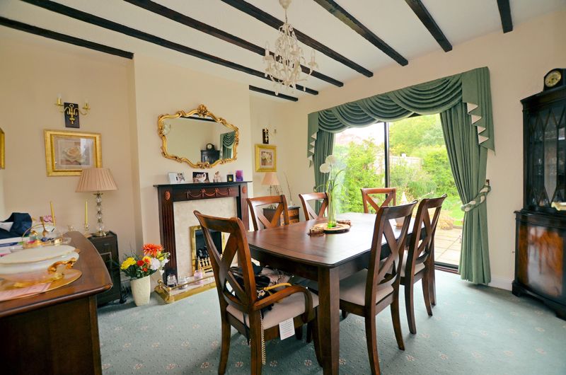 3 bed house for sale in Forest Road  - Property Image 3