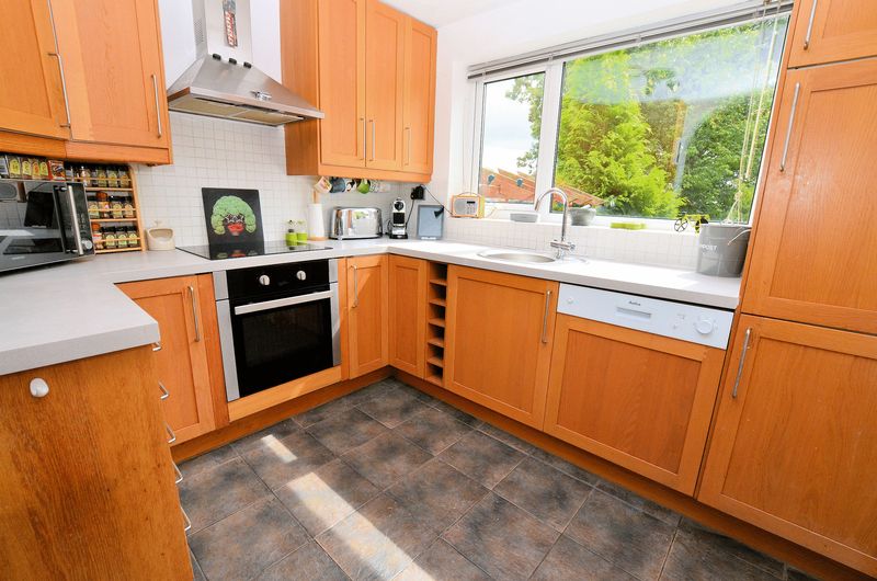 3 bed house for sale in Ridgacre Road  - Property Image 2