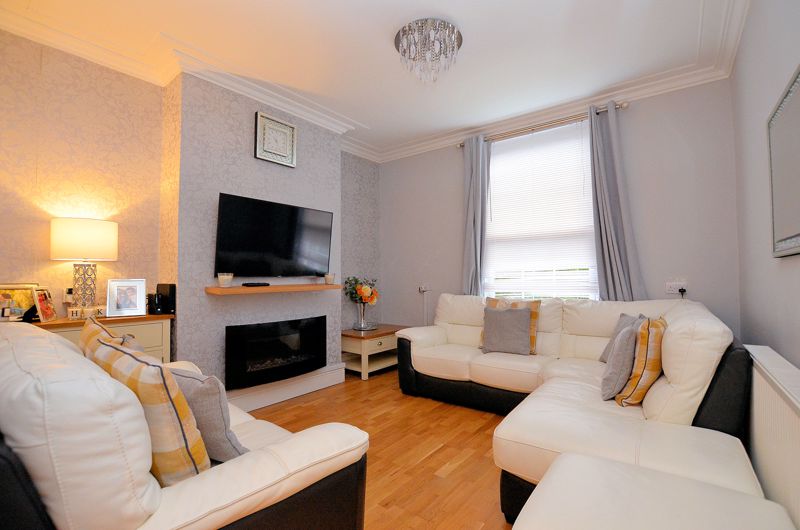 3 bed house for sale in St. James's Road  - Property Image 2