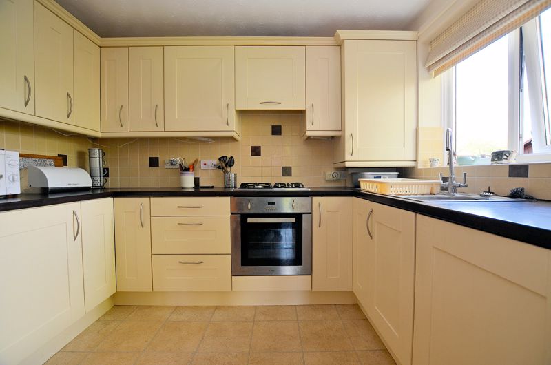 2 bed  for sale in Narrow Lane 3