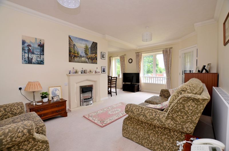 1 bed  for sale in Hadley Lodge, Quinton Lane 2