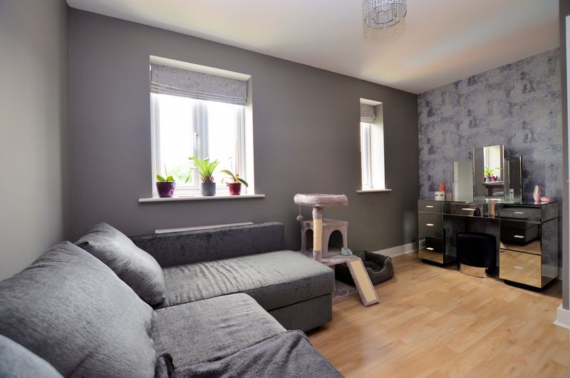 2 bed house for sale in Pemberton Road  - Property Image 6