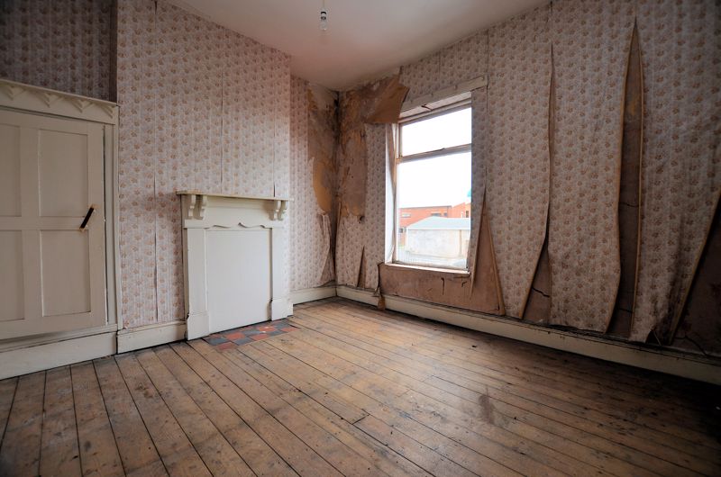 2 bed house for sale in Plant Street  - Property Image 7