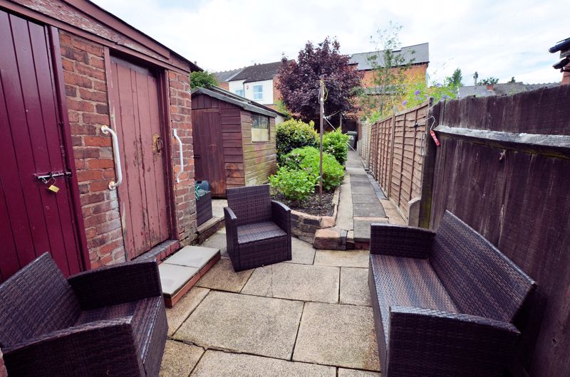 2 bed house for sale in Bishopton Road 15