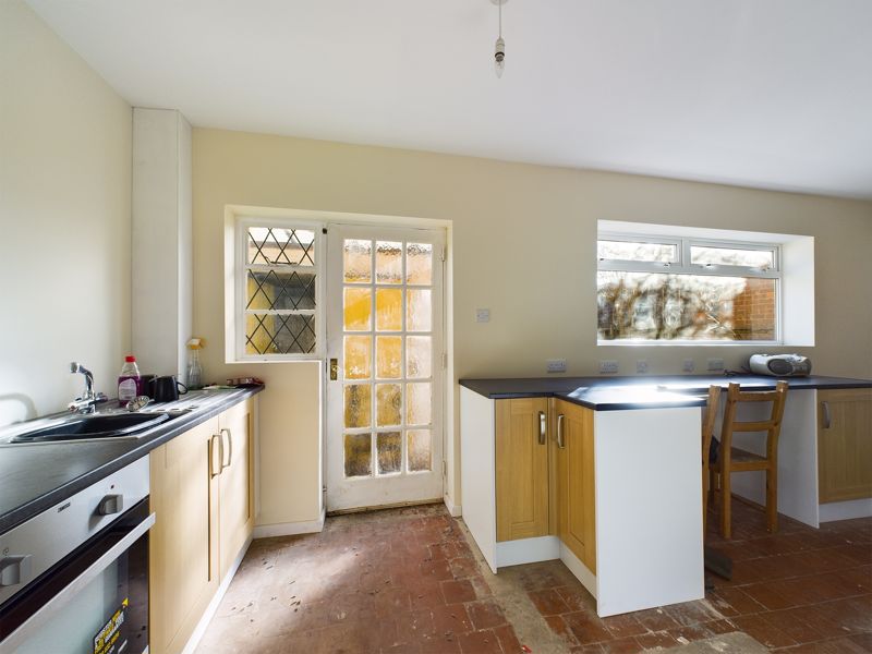 3 bed house for sale in Fleming Road 8