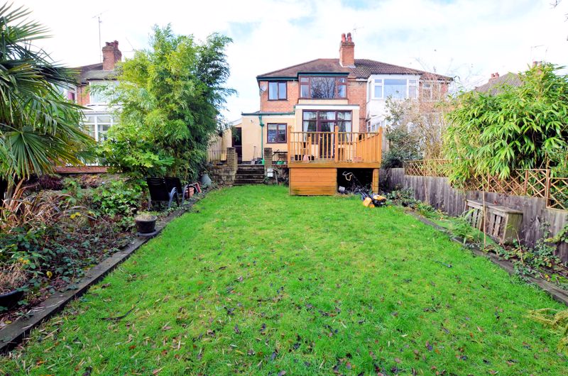 3 bed house for sale in Woodgreen Croft 18