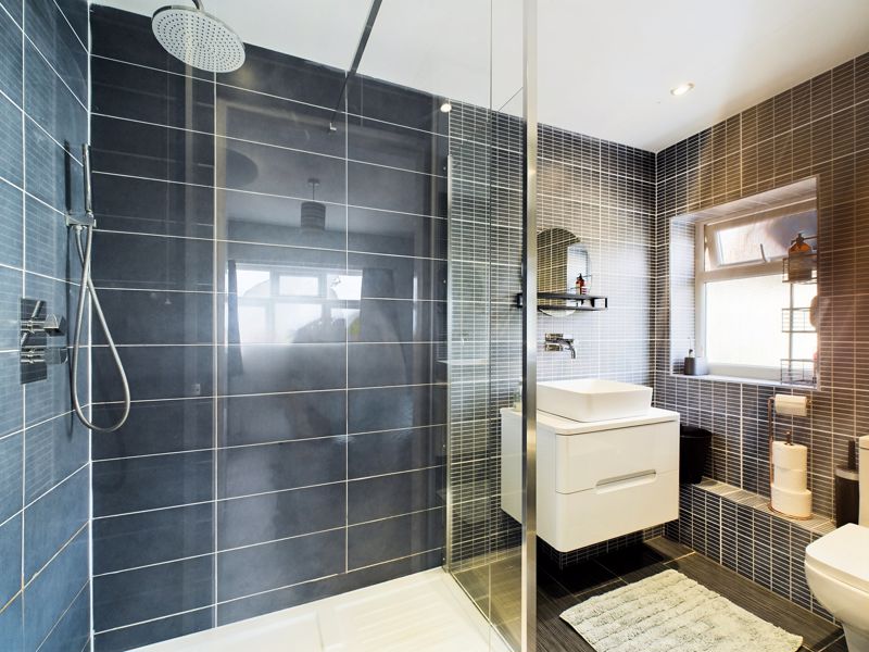 5 bed house for sale in Perry Hill Road  - Property Image 19