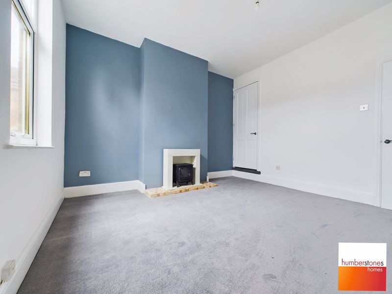 2 bed house for sale in Farm Road 10