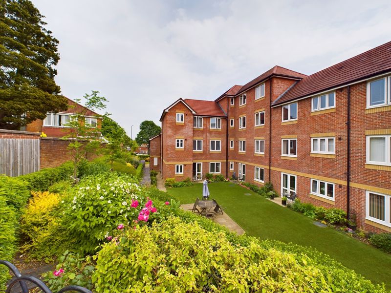 1 bed  for sale in Quinton Lane 8