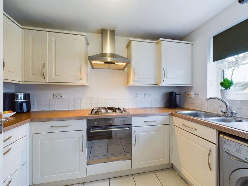 2 bed house for sale in Hamilton Street 4