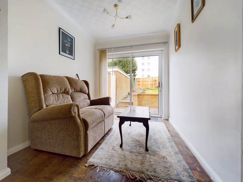 3 bed house for sale in Chelsea Close 13
