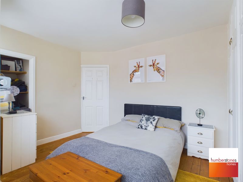 2 bed house for sale in Worlds End Lane 8