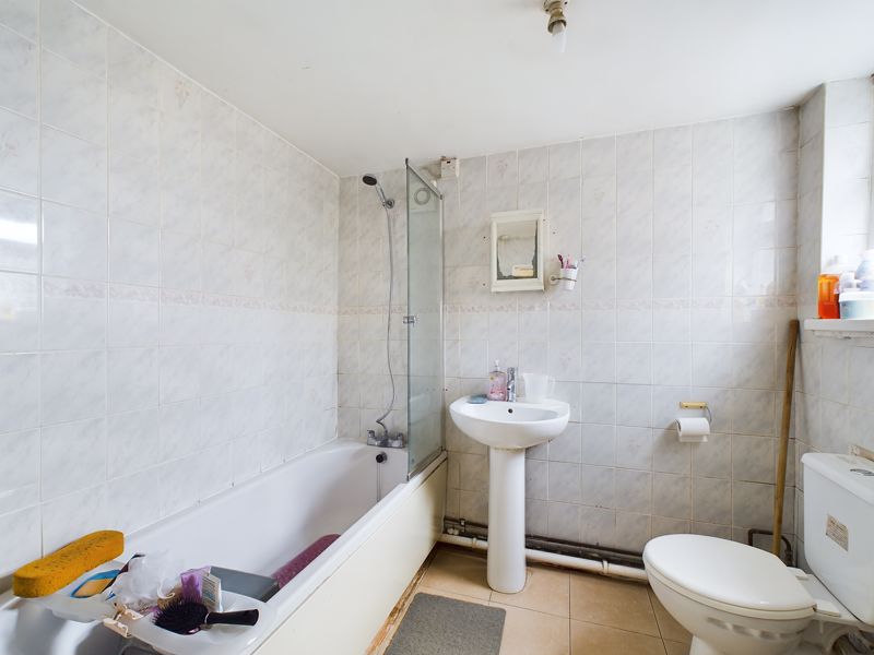 3 bed house for sale in St Albans Road  - Property Image 5
