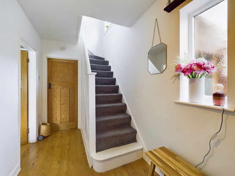 3 bed house for sale in White Road 8
