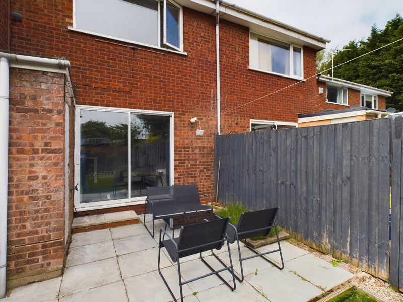 2 bed house for sale in Thornhurst Avenue 11