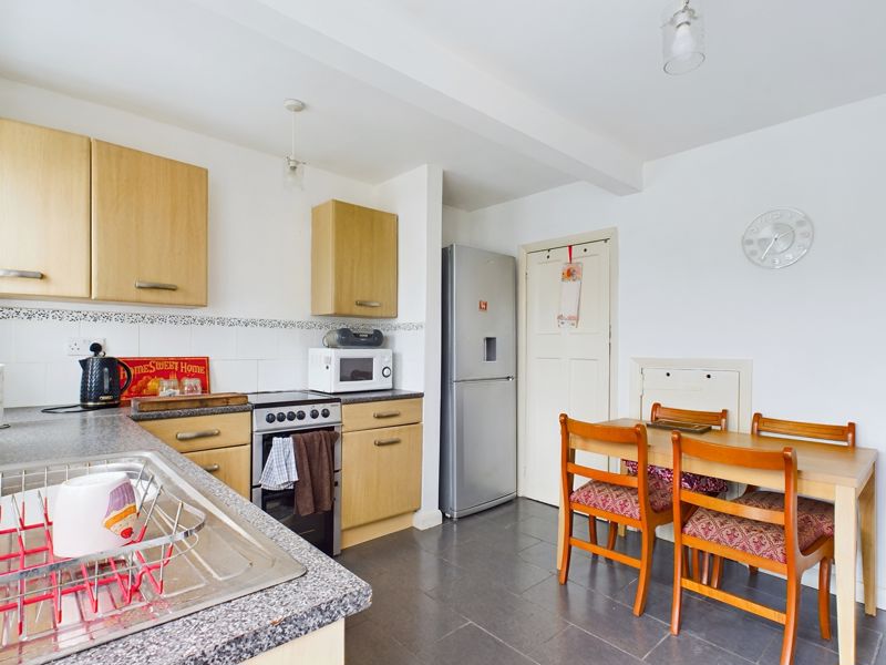 2 bed house for sale in Quinton Road West 12