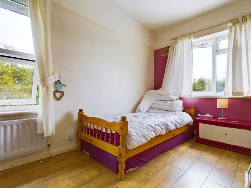 2 bed house for sale in Quinton Road West 7