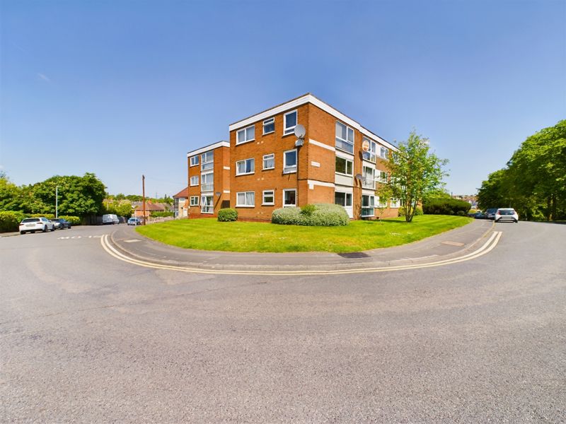 2 bed flat for sale in Perry Hill Road 14