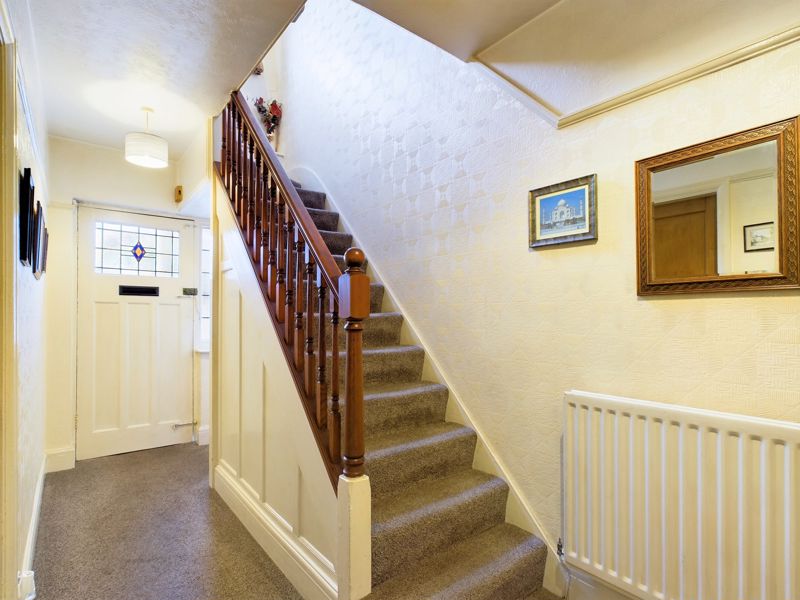 3 bed house for sale in Forest Road 7
