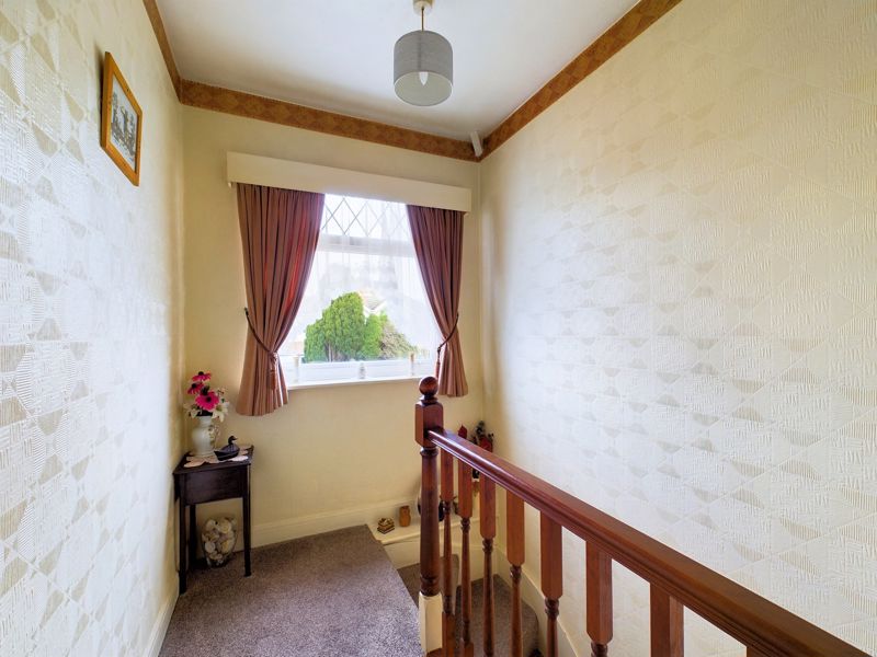 3 bed house for sale in Forest Road 8