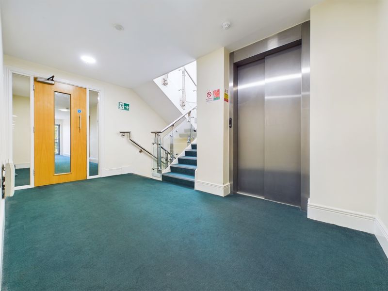 1 bed flat for sale in 26 Manor Road 9