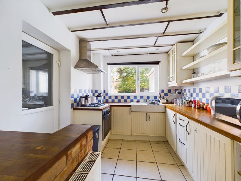 2 bed house for sale in Ferncliffe Road 2