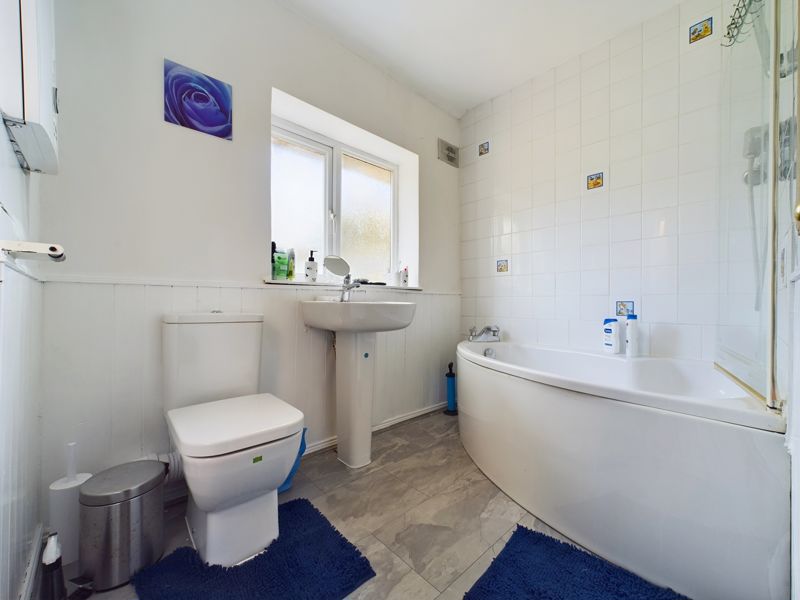 2 bed house for sale in Ferncliffe Road 11