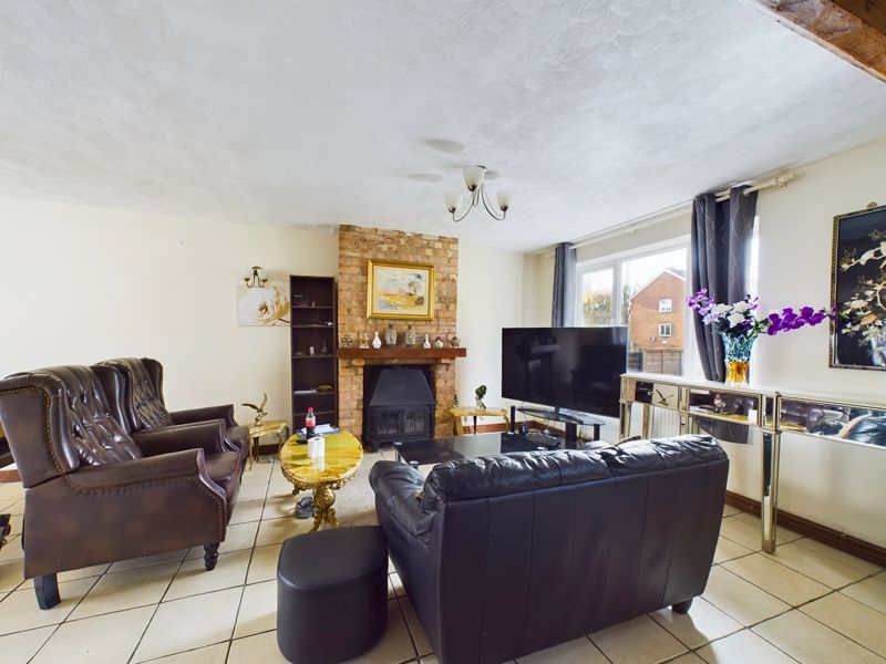 2 bed house for sale in Ferncliffe Road 6
