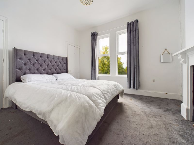 3 bed house for sale in Holly Lane 7