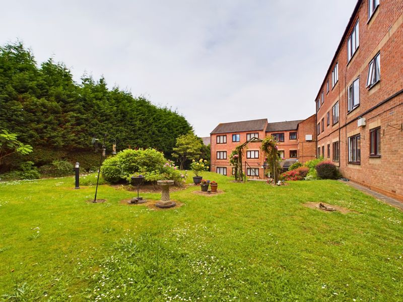 2 bed  for sale in Milton Court, Sandon Road 13