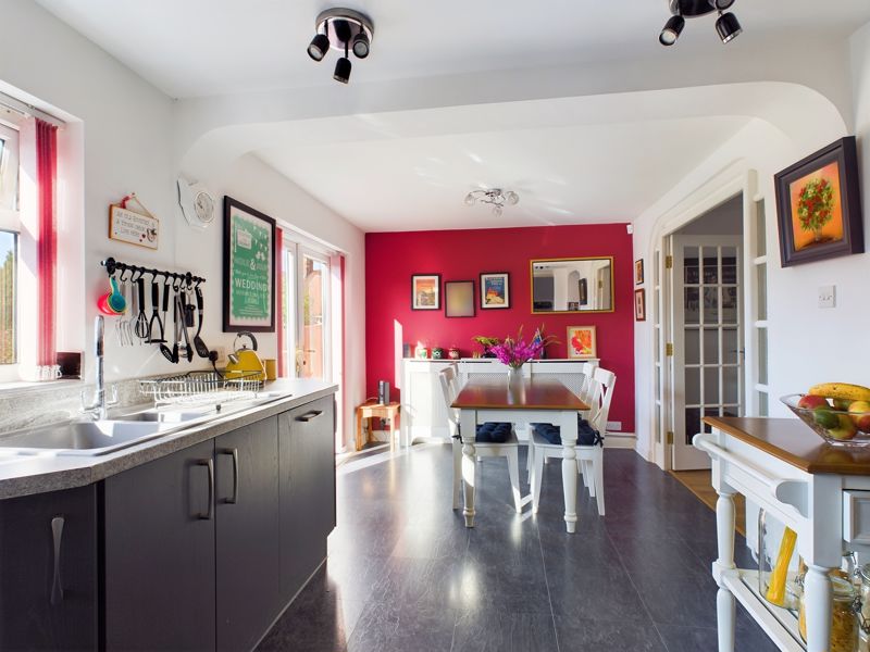 3 bed house for sale in Bent Avenue 2