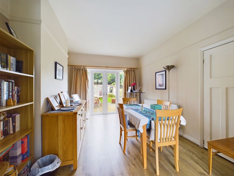 3 bed house for sale in Grayswood Park Road 3