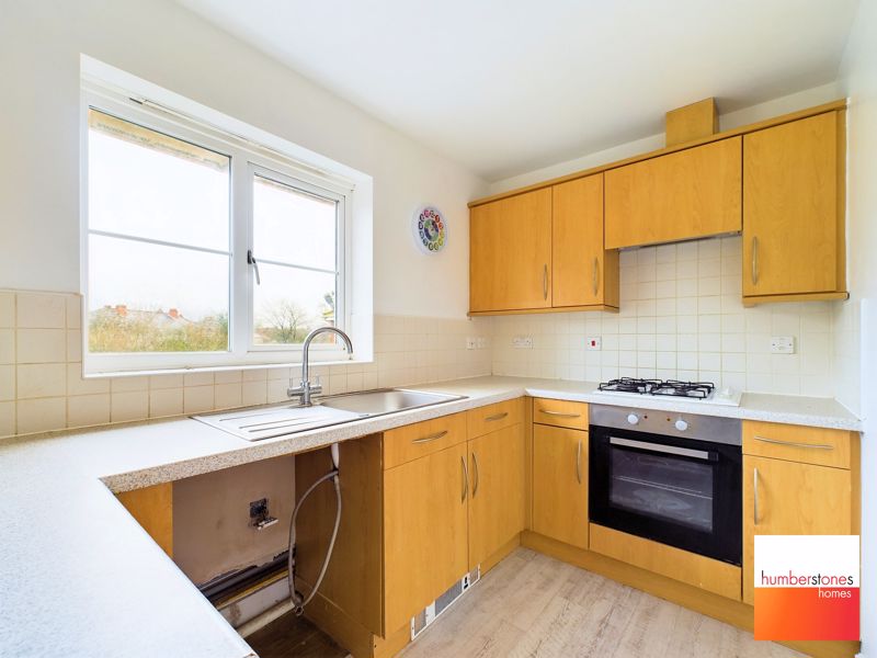 2 bed flat for sale in Wycherley Way  - Property Image 2