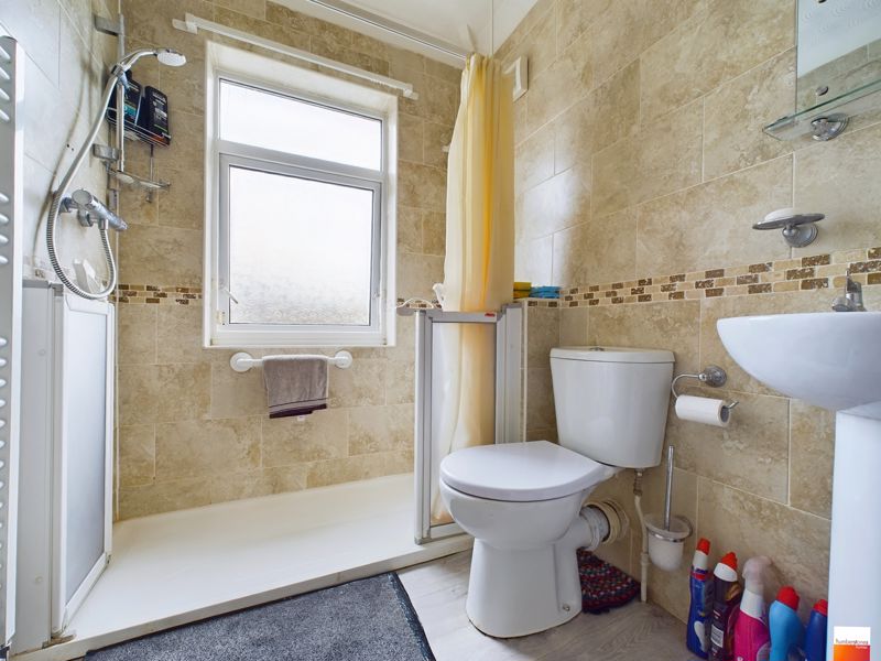 3 bed house for sale in Mincing Lane 8