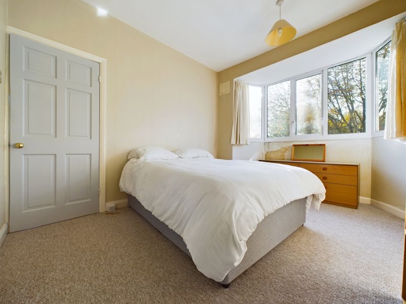 3 bed house for sale in Wolverhampton Road South 8