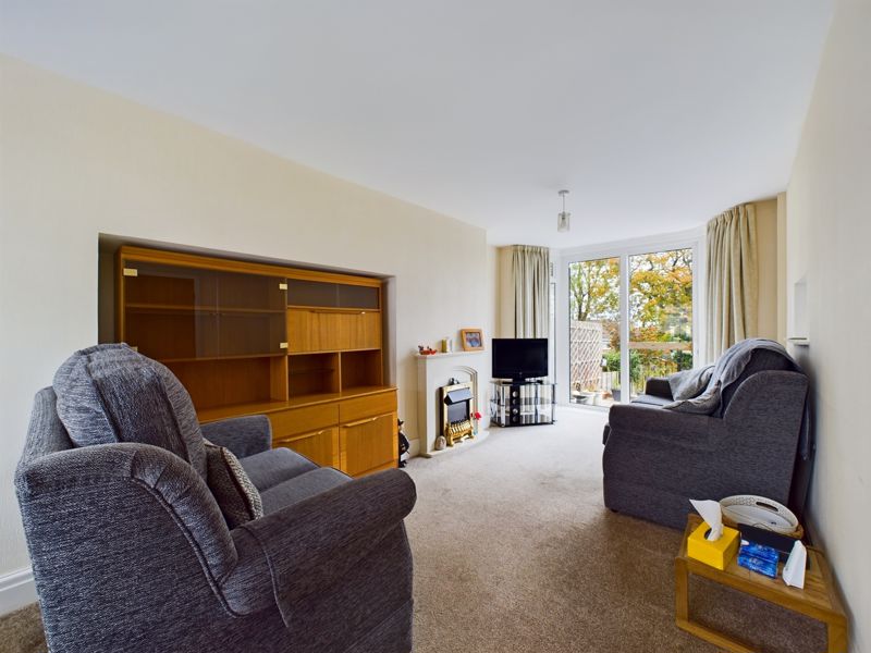 3 bed house for sale in Oak Road  - Property Image 2