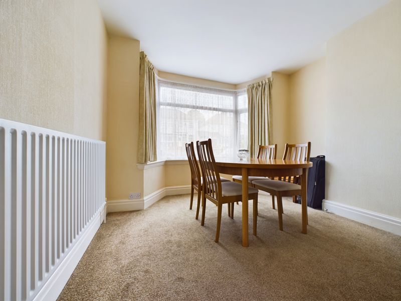 3 bed house for sale in Oak Road 3