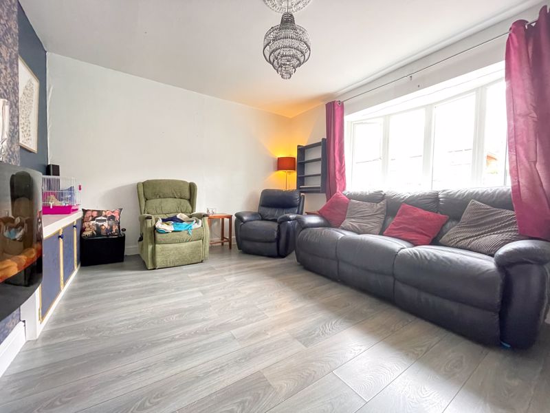 3 bed house for sale in Plimsoll Grove  - Property Image 2