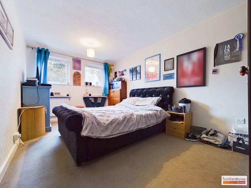 1 bed flat for sale in 2 Meadow Close 7