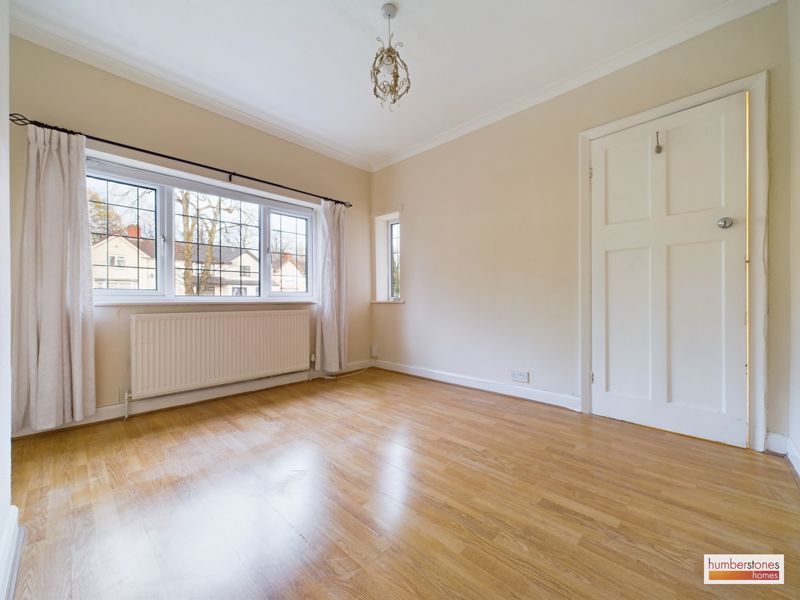 2 bed house for sale in Thimblemill Road 8