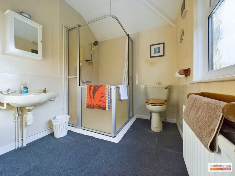 3 bed house for sale in Broadway  - Property Image 8