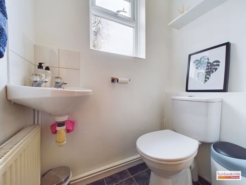 3 bed house for sale in Pinkney Place 13